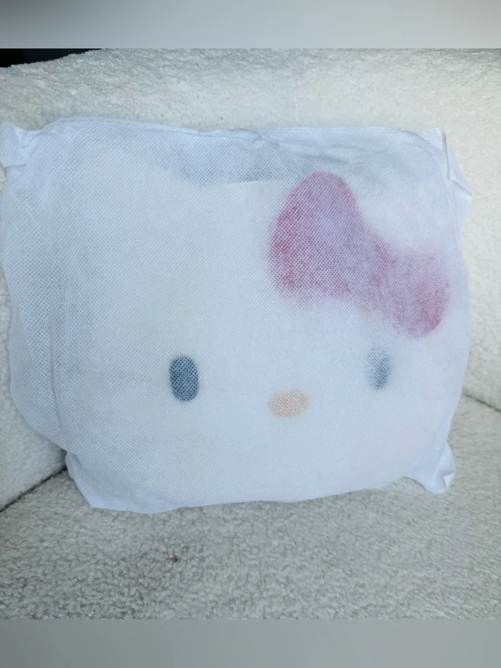 Hello Kitty cute white